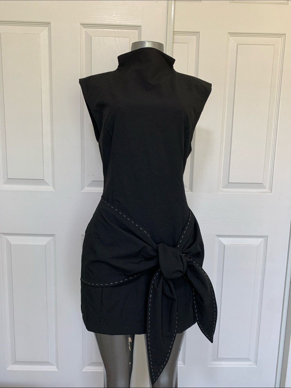 Zara Black Sleeveless Mini Dress with Oversized Side Bow
